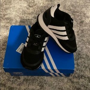 Adidas original Sneaker Size 5